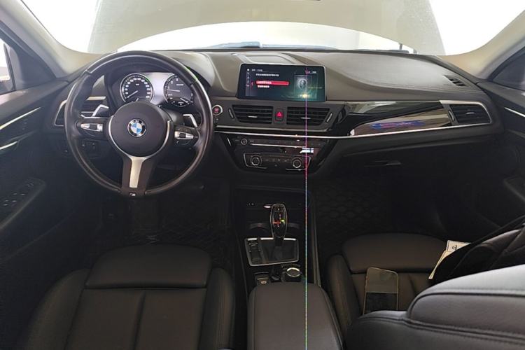 Used BMW 1 Series 2020 125i Leading Model M Sport Package Center Console