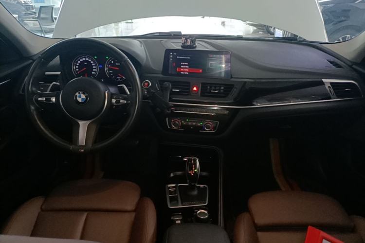 Used BMW 1 Series 2020 125i Leading Model M Sport Package Center Console