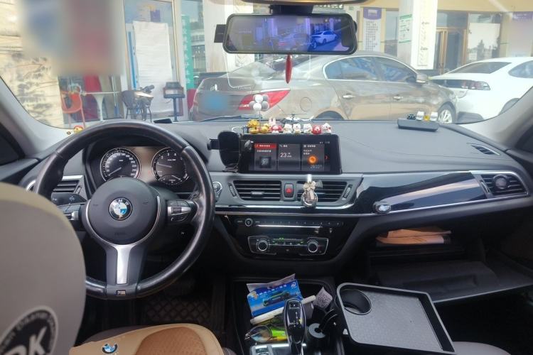 Used BMW 1 Series 2020 120i M Sport Package Center Console