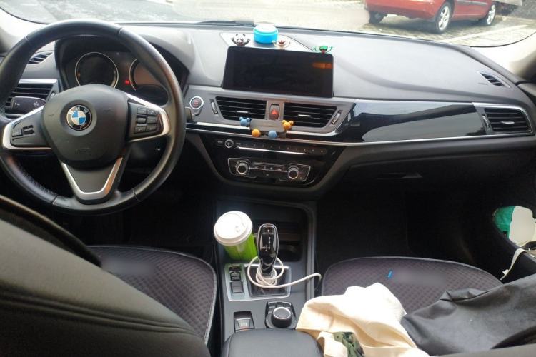 Used BMW 1 Series 2020 120i Fashion Model Center Console