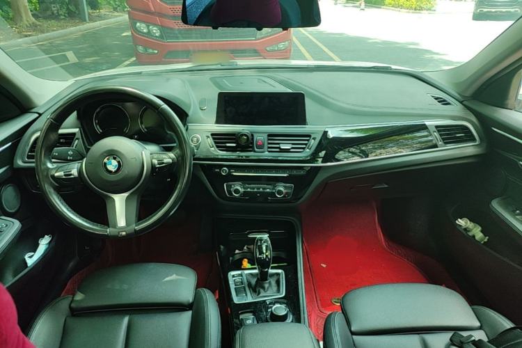 Used BMW 1 Series 2020 120i M Sport Package Center Console