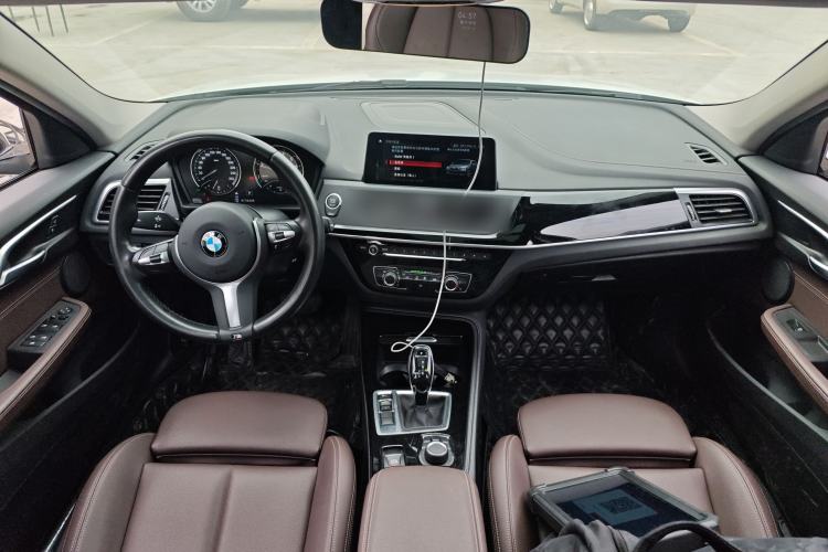 Used BMW 1 Series 2020 120i M Sport Package Center Console