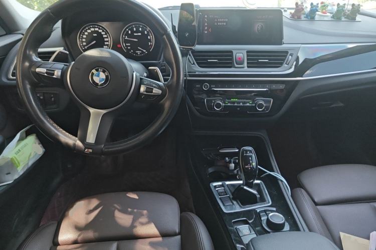 Used BMW 1 Series 2020 125i Leading Model M Sport Package Center Console