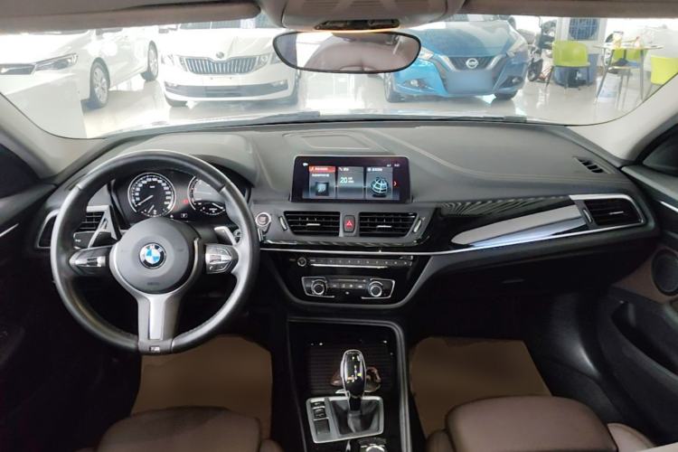 Used BMW 1 Series 2020 125i Leading Model M Sport Package Center Console
