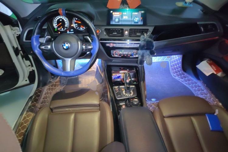 Used BMW 1 Series 2020 125i Leading Model M Sport Package Center Console