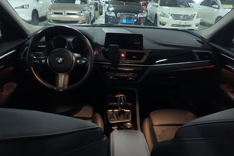 Used BMW 1 Series 2020 120i M Sport Package Center Console