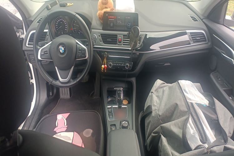 Used BMW 1 Series 2020 120i Fashion Model Center Console
