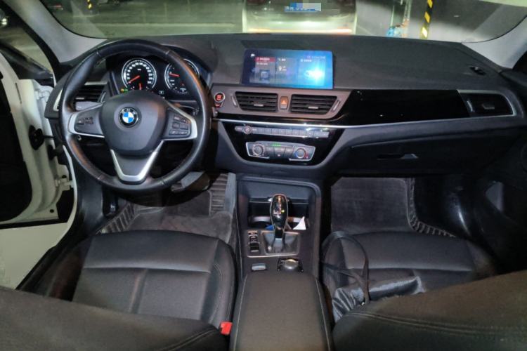 Used BMW 1 Series 2020 120i Fashion Model Center Console
