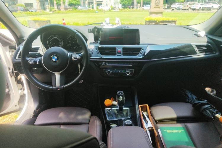 Used BMW 1 Series 2020 120i M Sport Package Center Console
