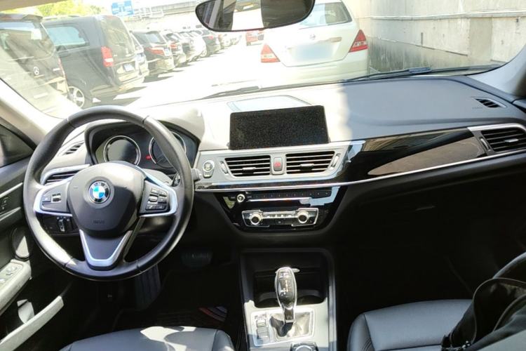 Used BMW 1 Series 2020 120i Fashion Model Center Console