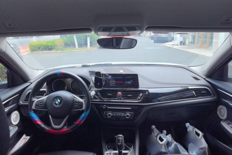 Used BMW 1 Series 2020 120i Fashion Model Center Console