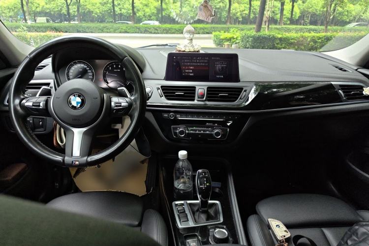 Used BMW 1 Series 2020 125i Leading Model M Sport Package Center Console