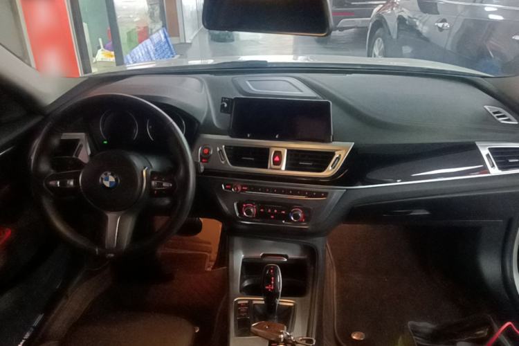Used BMW 1 Series 2020 120i M Sport Package Center Console
