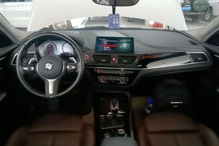 Used BMW 1 Series 2020 125i Leading Model M Sport Package Center Console