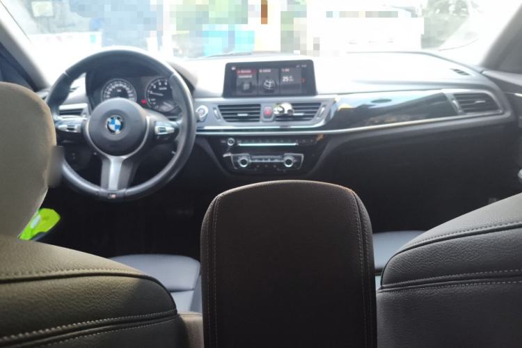Used BMW 1 Series 2020 120i M Sport Package Center Console