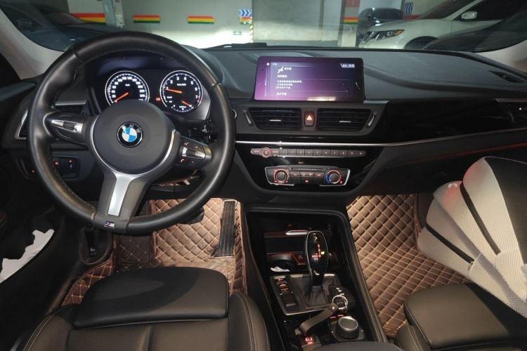 Used BMW 1 Series 2020 120i M Sport Package Center Console