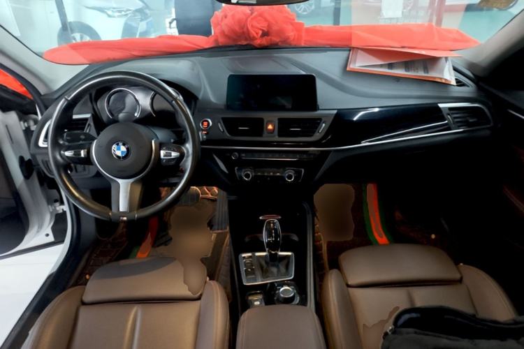 Used BMW 1 Series 2020 120i M Sport Package Center Console