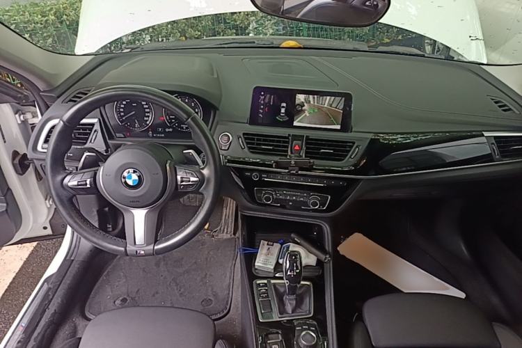Used BMW 1 Series 2020 125i Leading Model M Sport Package Center Console