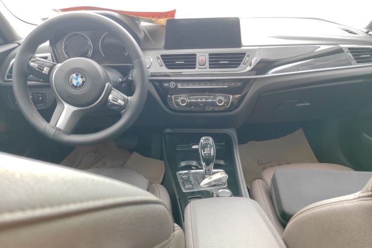Used BMW 1 Series 2020 120i M Sport Package Center Console