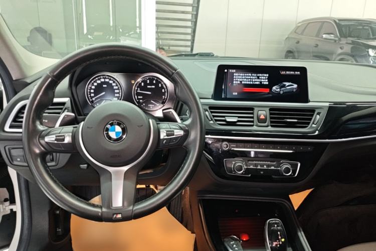 Used BMW 1 Series 2020 125i Leading Model M Sport Package Center Console