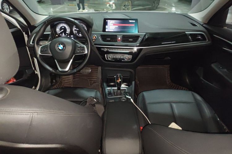 Used BMW 1 Series 2020 120i Fashion Model Center Console