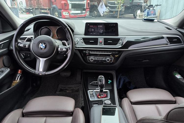 Used BMW 1 Series 2020 125i Leading Model M Sport Package Center Console