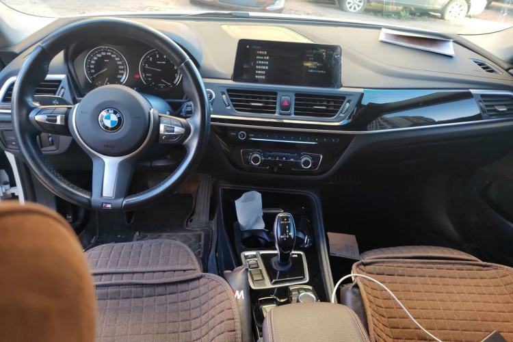 Used BMW 1 Series 2020 120i M Sport Package Center Console