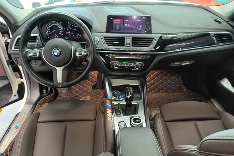 Used BMW 1 Series 2020 120i M Sport Package Center Console