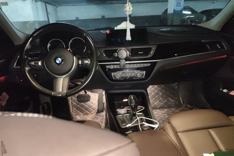 Used BMW 1 Series 2020 120i M Sport Package Center Console