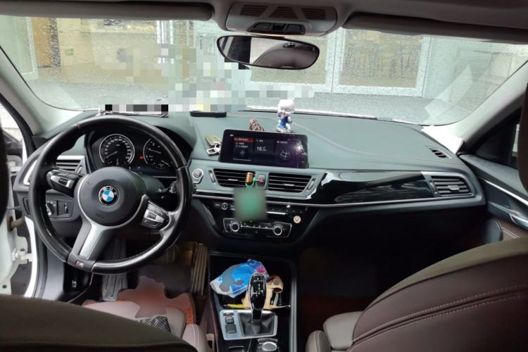 Used BMW 1 Series 2020 120i M Sport Package Center Console