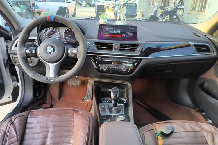 Used BMW 1 Series 2020 120i M Sport Package Center Console