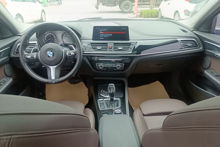 Used BMW 1 Series 2020 125i Leading Model M Sport Package Center Console