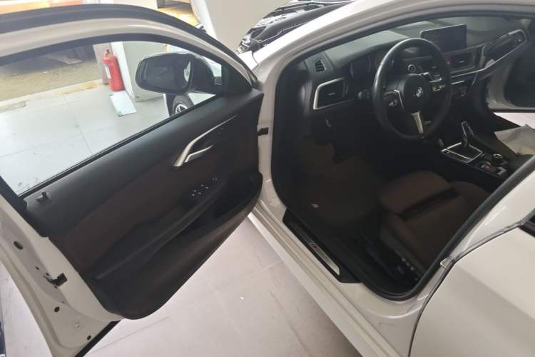 Used BMW 1 Series 2020 125i Leading Model M Sport Package Driver Seat
