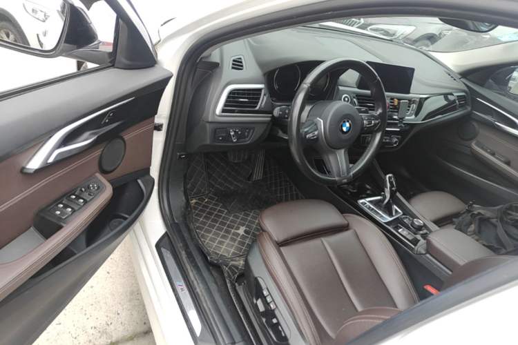 Used BMW 1 Series 2020 120i M Sport Package Driver Seat