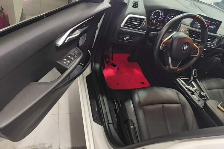 Used BMW 1 Series 2020 120i Fashion Model Driver Seat
