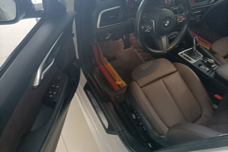 Used BMW 1 Series 2020 125i Leading Model M Sport Package Driver Seat