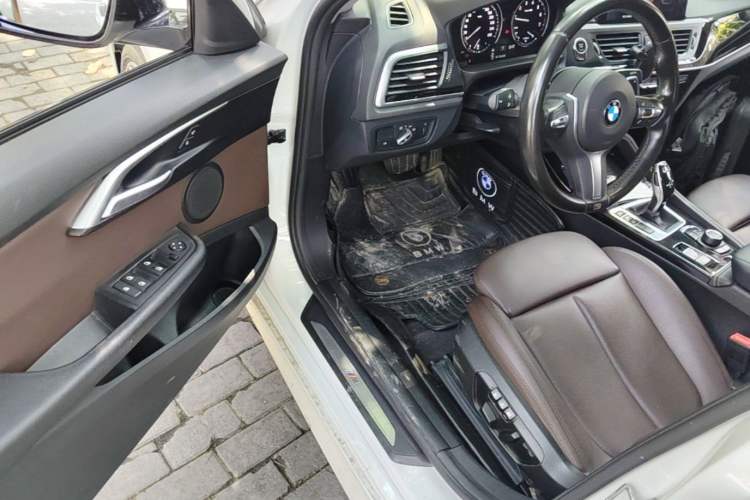 Used BMW 1 Series 2020 125i Leading Model M Sport Package Driver Seat