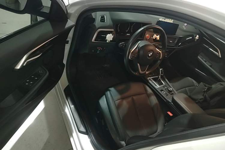 Used BMW 1 Series 2020 120i Fashion Model Driver Seat