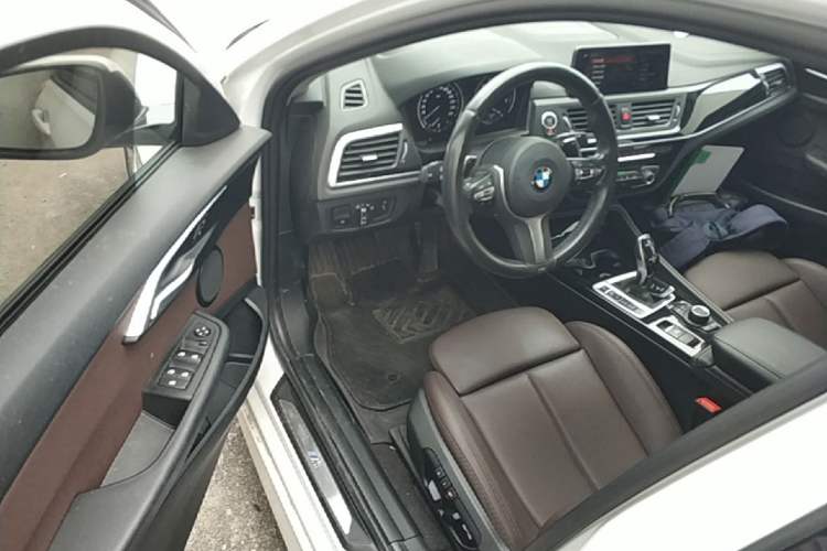 Used BMW 1 Series 2020 125i Leading Model M Sport Package Driver Seat