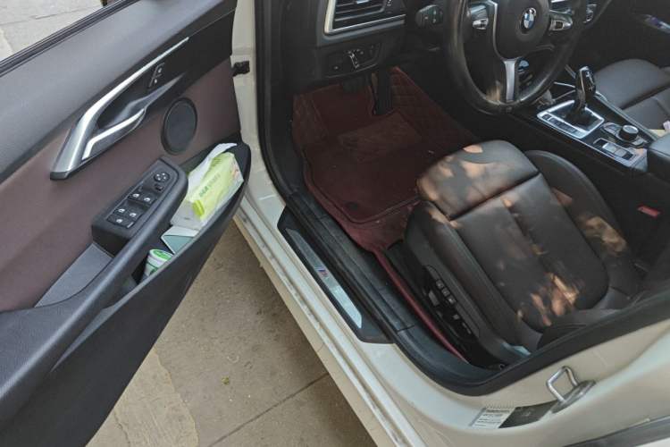 Used BMW 1 Series 2020 125i Leading Model M Sport Package Driver Seat