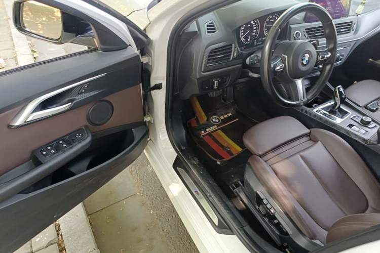 Used BMW 1 Series 2020 125i Leading Model M Sport Package Driver Seat