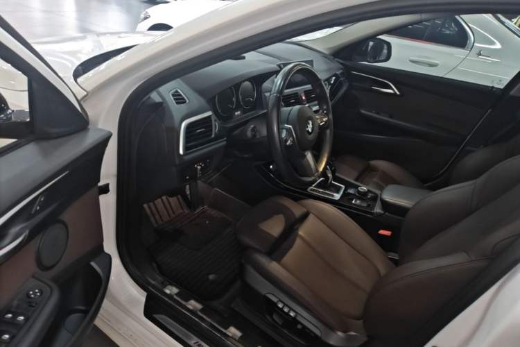 Used BMW 1 Series 2020 125i Leading Model M Sport Package Driver Seat