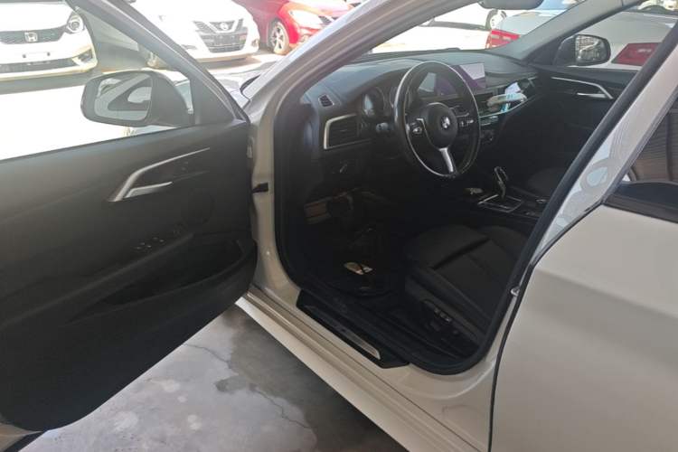 Used BMW 1 Series 2020 125i Leading Model M Sport Package Driver Seat