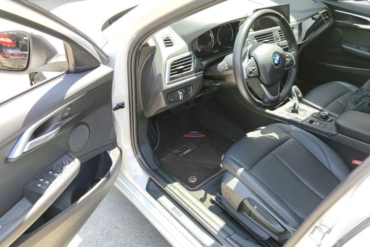 Used BMW 1 Series 2020 120i Fashion Model Driver Seat