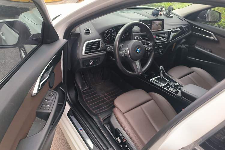 Used BMW 1 Series 2020 125i Leading Model M Sport Package Driver Seat