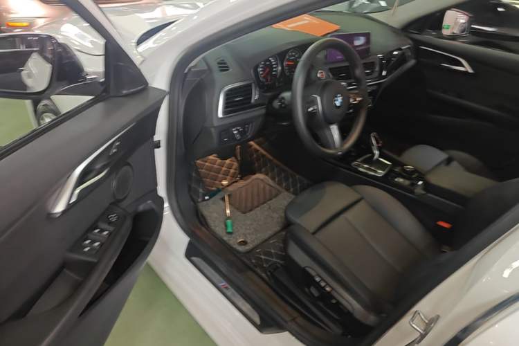 Used BMW 1 Series 2020 125i Leading Model M Sport Package Driver Seat