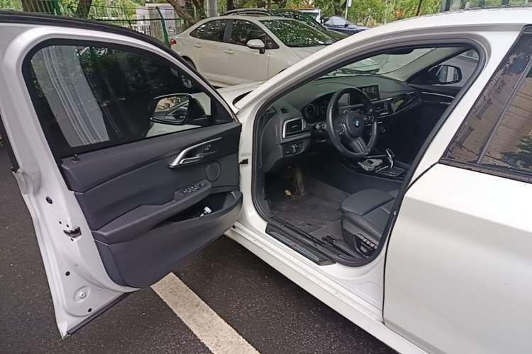 Used BMW 1 Series 2020 125i Leading Model M Sport Package Driver Seat