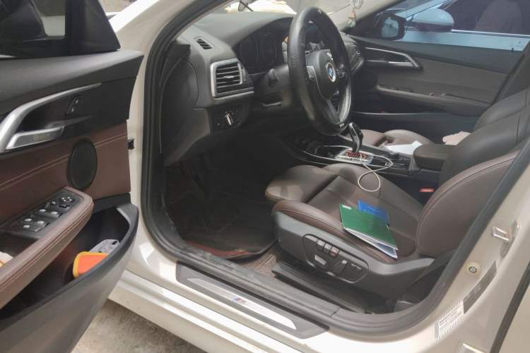 Used BMW 1 Series 2020 120i M Sport Package Driver Seat