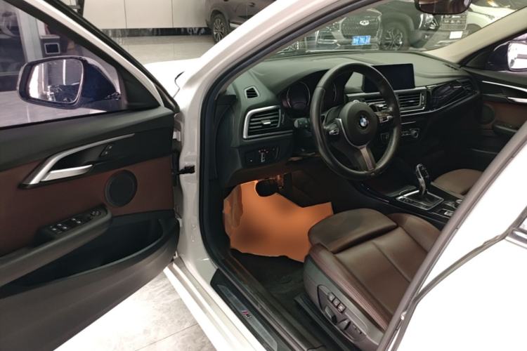 Used BMW 1 Series 2020 125i Leading Model M Sport Package Driver Seat