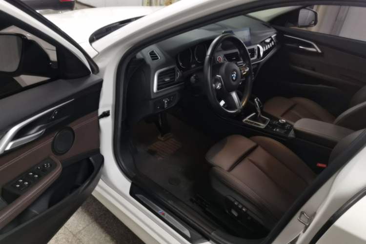 Used BMW 1 Series 2020 120i M Sport Package Driver Seat